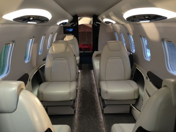 inside the learjet 85