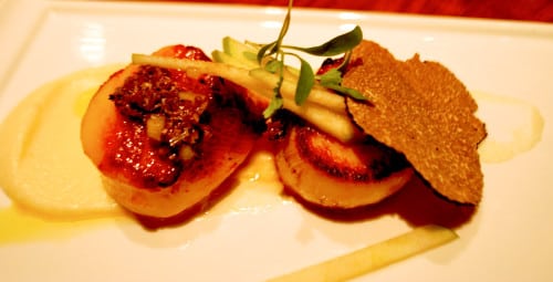 the scallops at SER steakhouse in Dallas