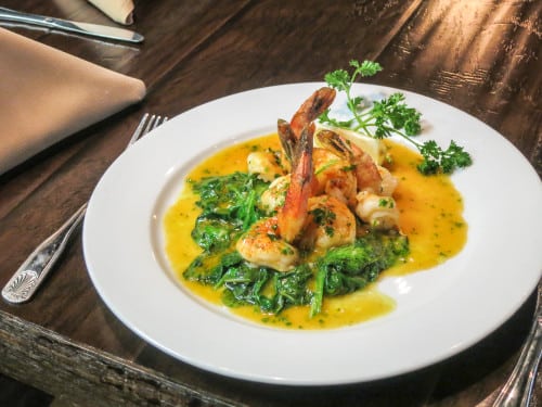 La Perla d'Italia serves a wide variety of Italian dishes.  Bonus: right now, the restaurant is BYOB.