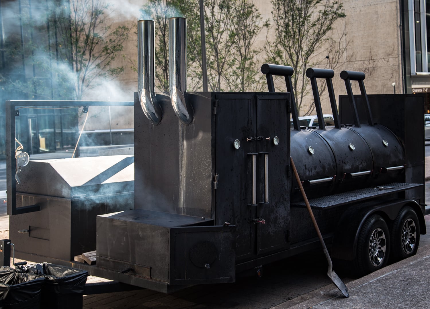 cafe-momentum-pitmasters-picnic-bbq-2016-thanksgiving-square-copyright-michael-hiller025