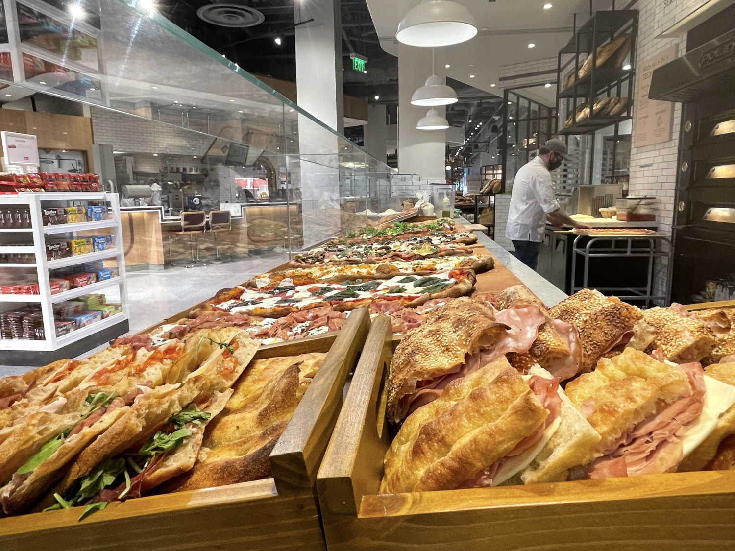 Take a tour inside new Eataly Dallas • EscapeHatchDallas EscapeHatchDallas